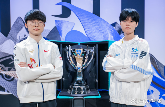 EDG险胜TL,Deft完成史诗逆转焦点之战小组赛,锁定晋级资格 EDG险胜TL,Deft完成史诗逆转焦点之战小组赛,锁定晋级资格