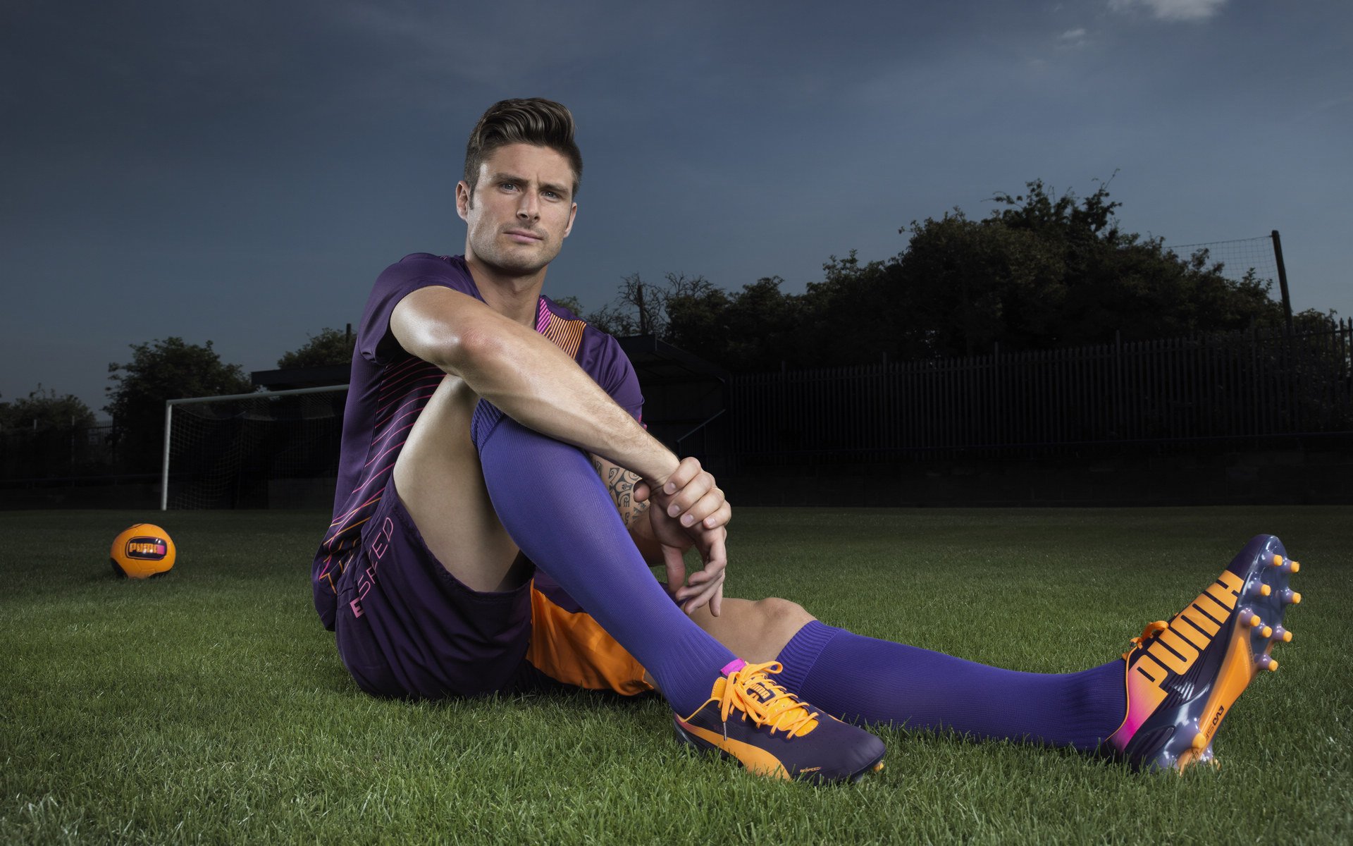 独舞破局！奥斯梅恩野兽模式撕开防线，卡塔尔战术完胜佛罗伦萨